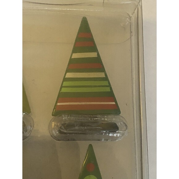 2 DII Design Imports Mini Christmas Trees Flat Metal Glossy Enamel 4 Pack - Picture 6 of 9